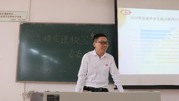AG콢